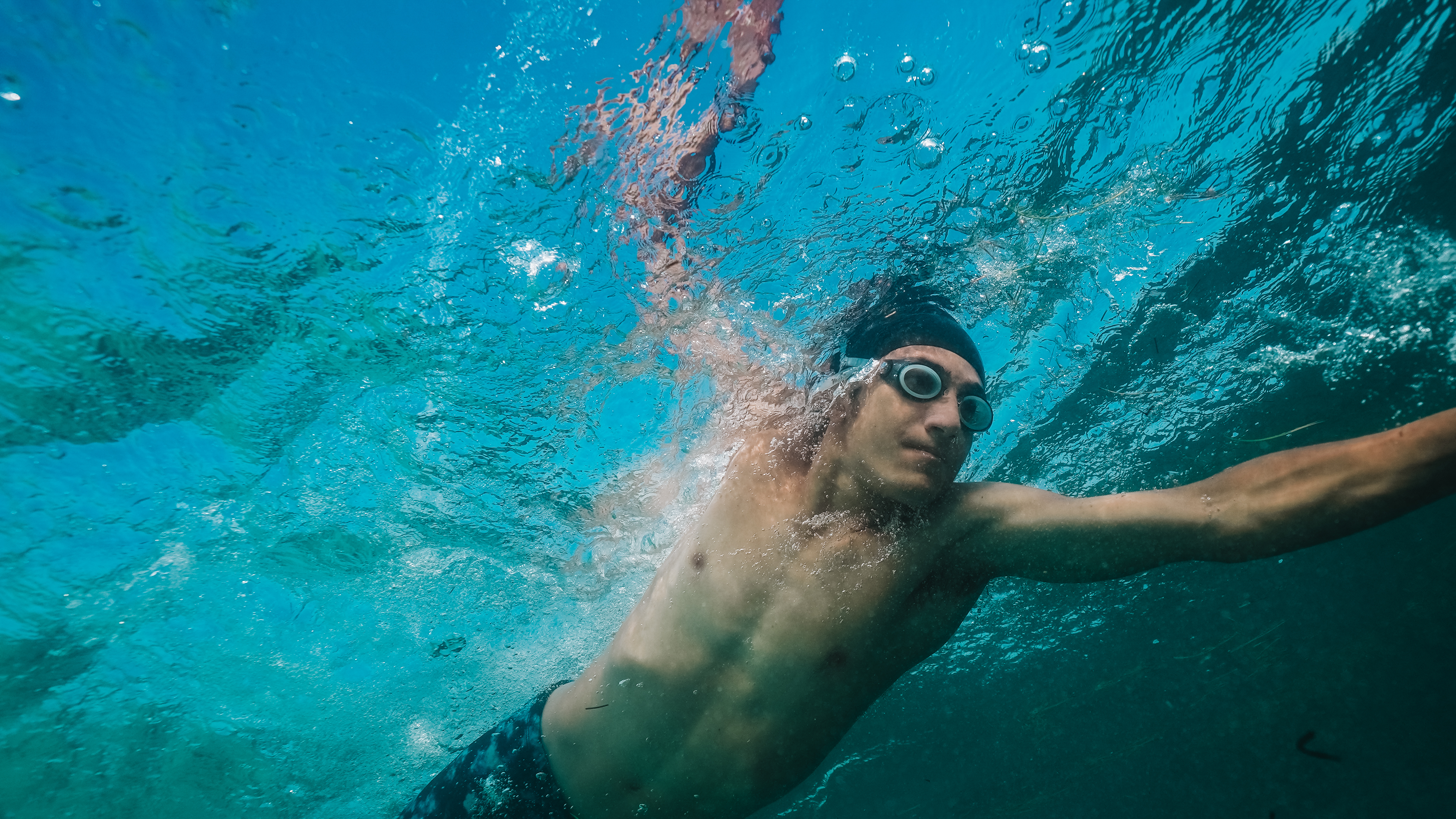 What Are Myopia Swim Goggles?